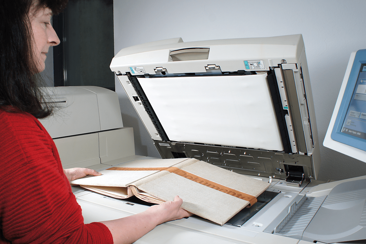 Digitalisieren von Dokumenten am Scanner